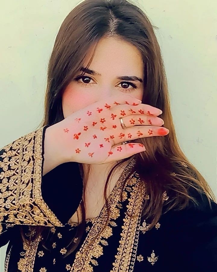 hidden face selfie DP