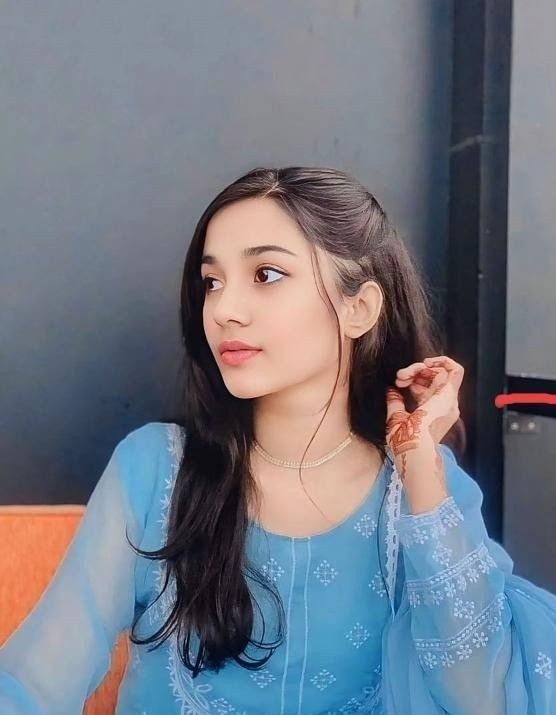 real Pakistani girl pic